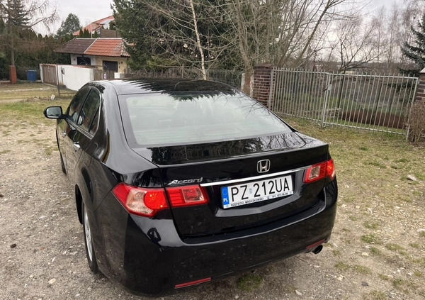 Honda Accord cena 39999 przebieg: 206000, rok produkcji 2013 z Poznań małe 92